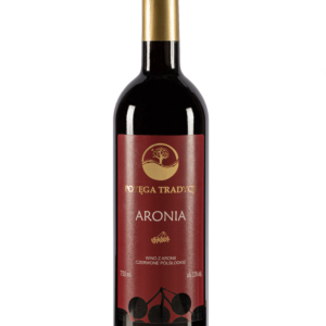 Wino Potęga Tradycji Aronia czerwone półsłodkie